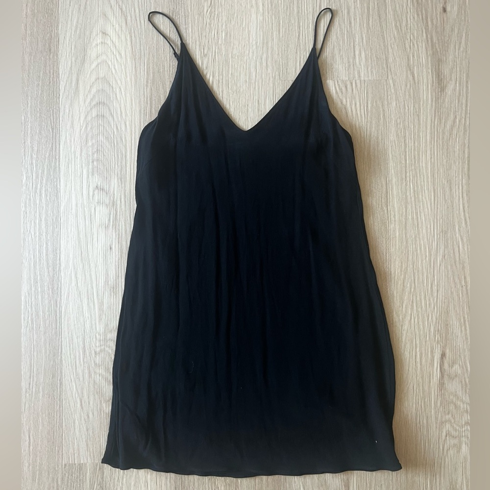 Aritzia Wilfred Free Spaghetti Trap Slip Dress - Picture 1 of 4